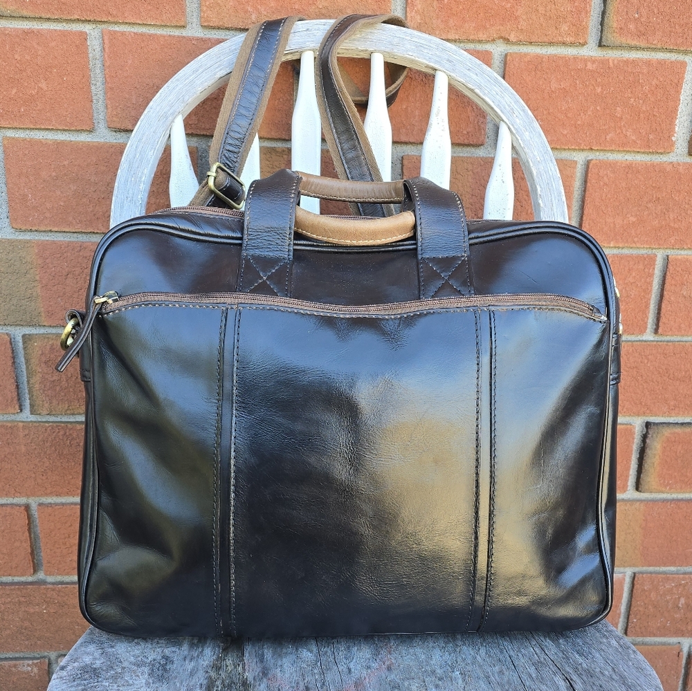 Elegant Dark Brown Leather Messenger Bag